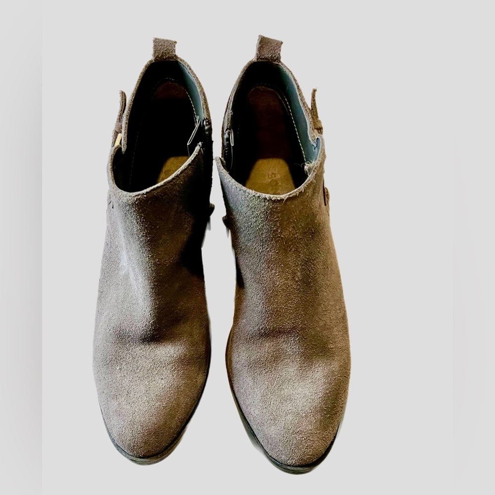 Sonoma grey suede leather bootie, size 7.5